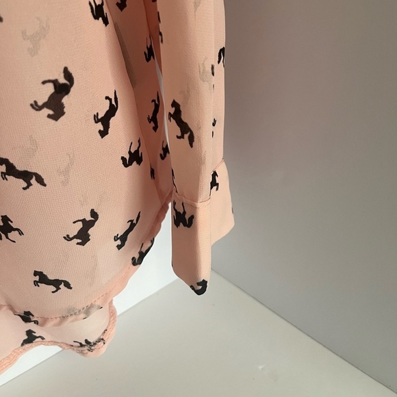 Seduction Pink Blouse Black Horse Print Women’s M Long Sleeve Horses - Picture 4 of 11